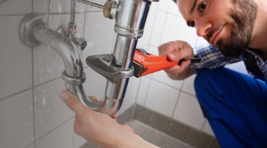 Professional same day plumber services in Nuevo, CA